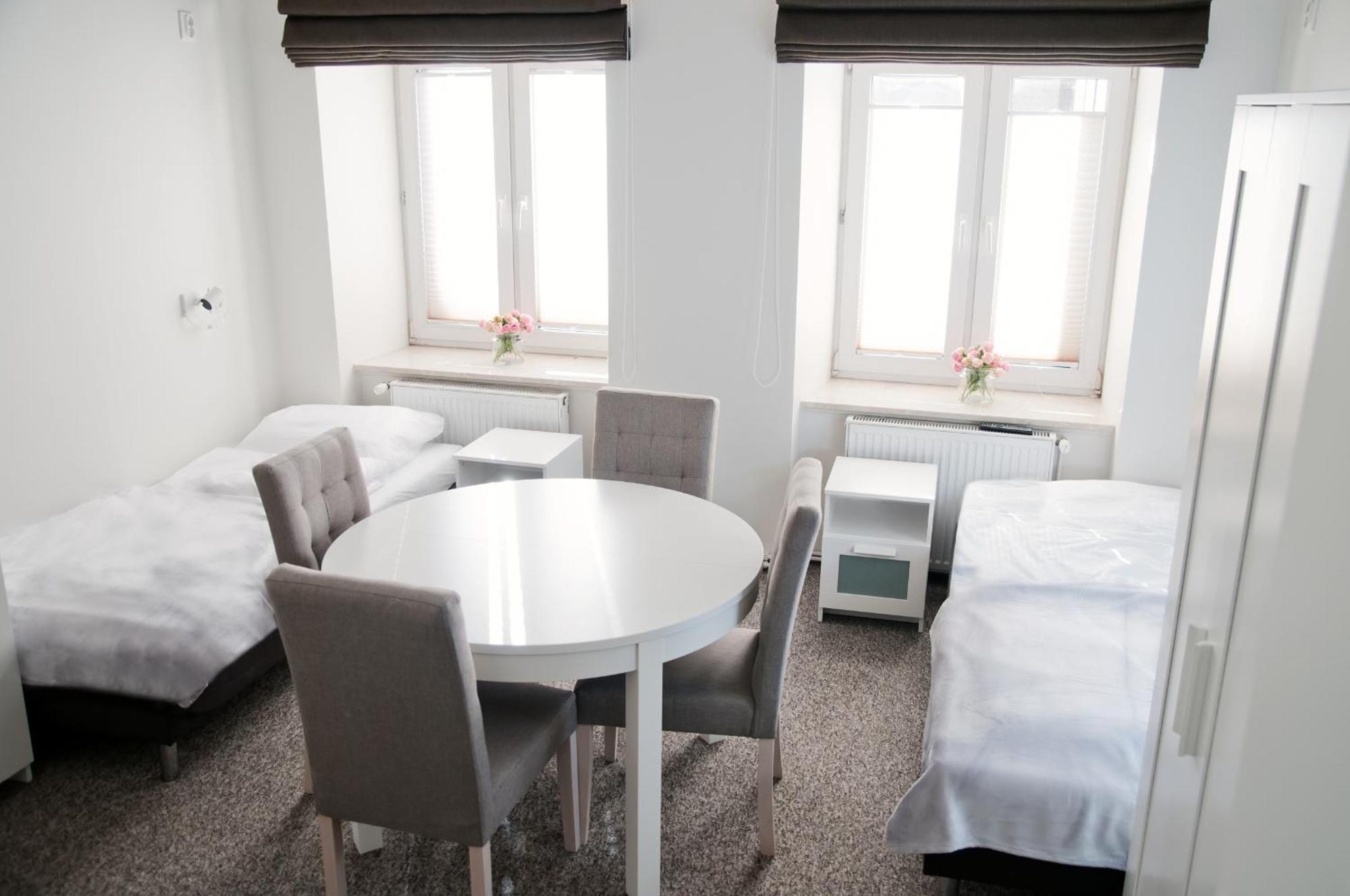 Rodmos Hostel Lublin Exterior foto